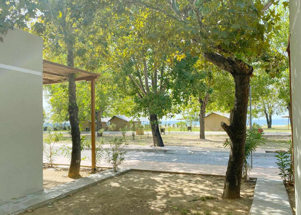 Mareleon Camping Οφρύνιο Εξωτερικό φωτογραφία